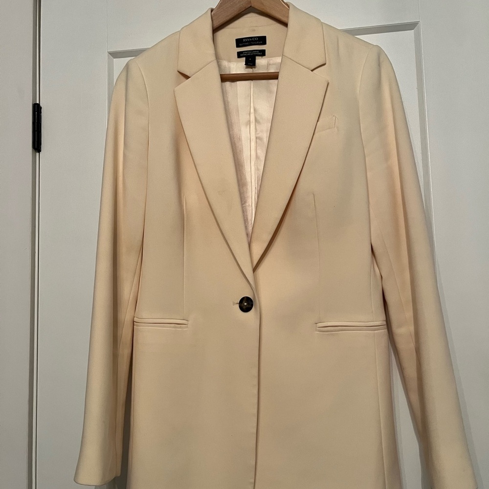 RW&CO. Women's Beige Blazer